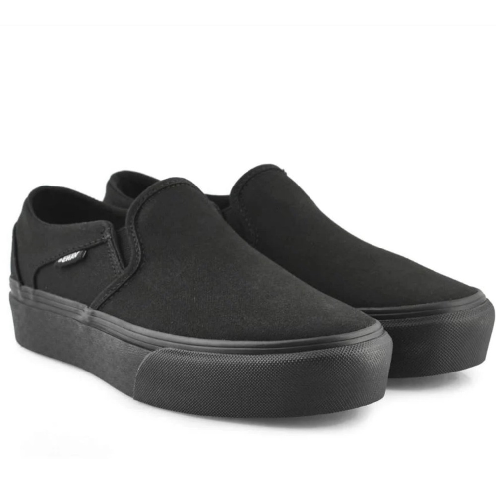 Vans classic slip-on platform shoe all black